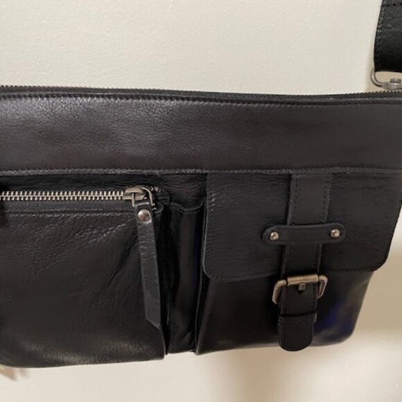 Latico Black Gypsy Leather Crossbody Bag Brand New - Picture 8 of 8